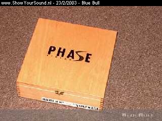 showyoursound.nl - Blue Bulls Ice Install . . . - Blue Bull - 9.jpg - De Aliantes komen in een mooie houten kist . . .